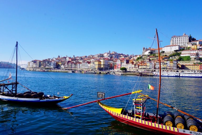 Create the perfect Porto, Portugal itinerary. See the highlights of Porto, Portugal in 3 days: Geres-Peneda, Douro wine valley, and Porto top attractions!